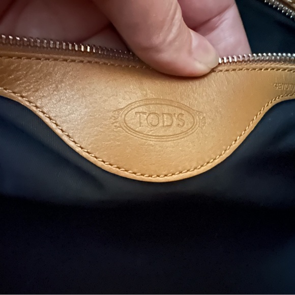 Tod’s of London D Styling purse. Calfskin leather. - Picture 4 of 6